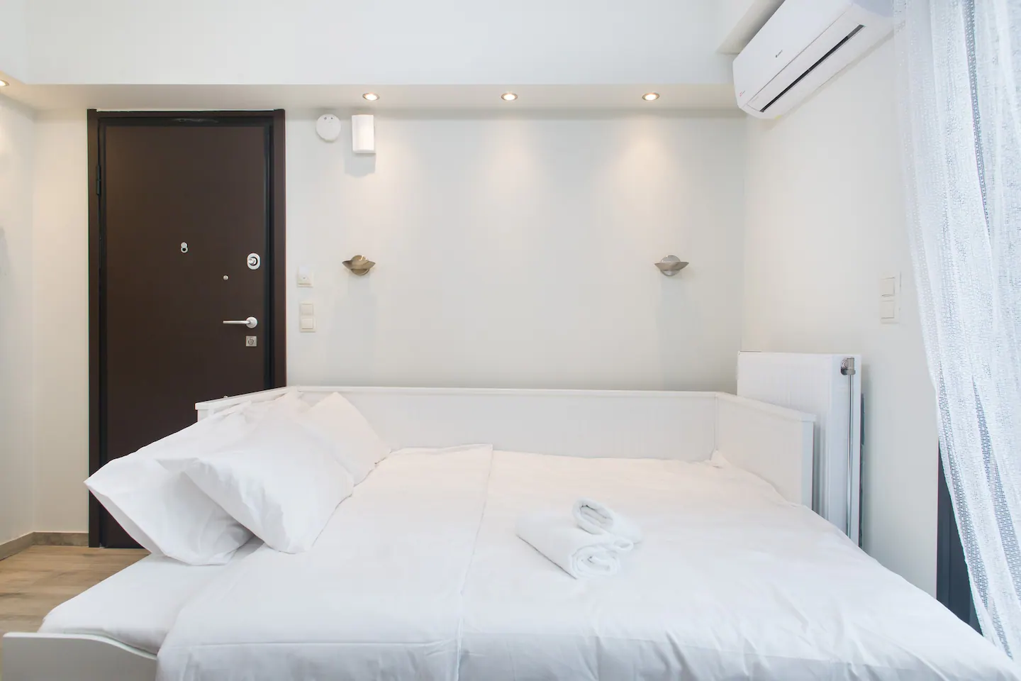 Unforgettable holidays two steps from Acropolis 2