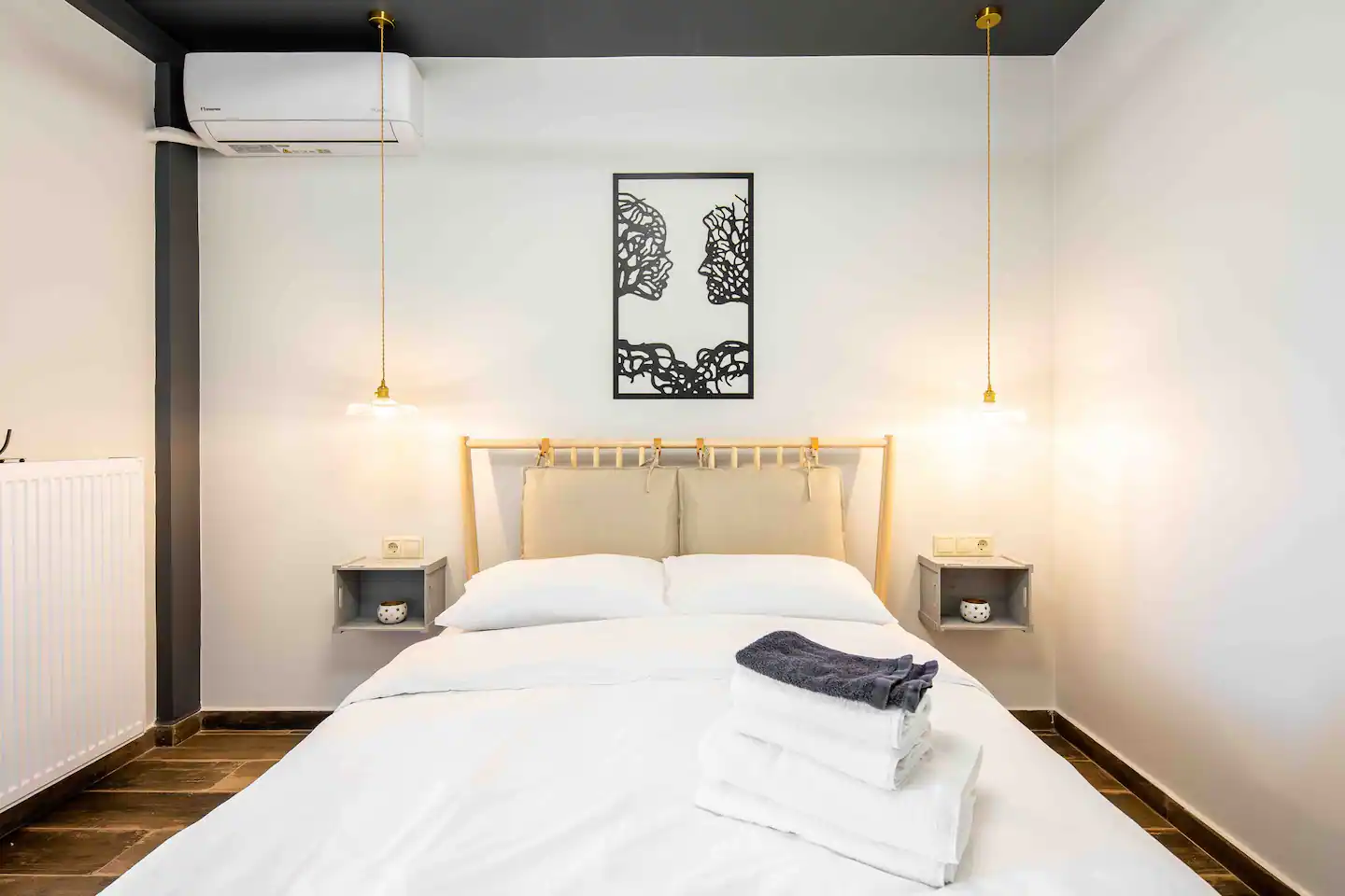 Holiday close to Acropolis 1